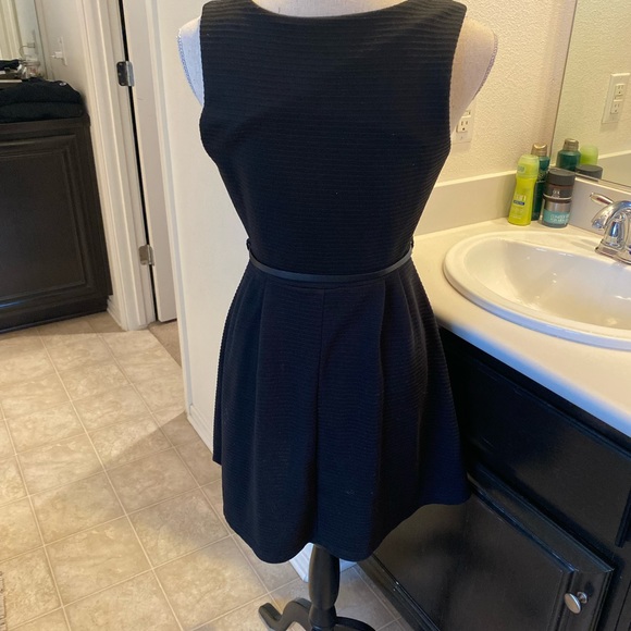 Black cocktail Dress - Picture 3 of 5
